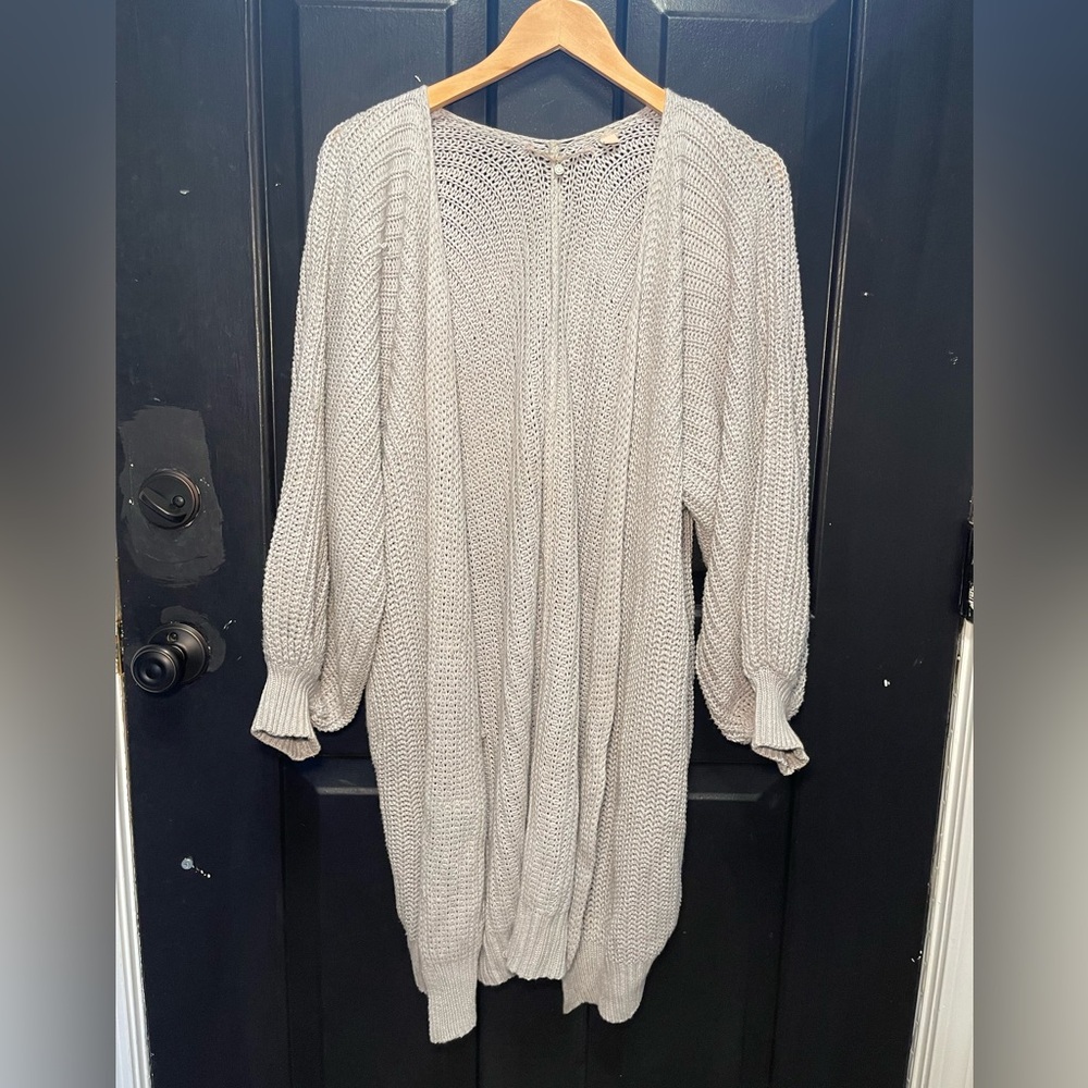 SOLD - Aerie Slouchy Cardigan